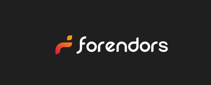 Logo na černém pozadí s abstraktní oranžovočervenou ikonou nalevo od slova forendors v moderním bílém písmu.
